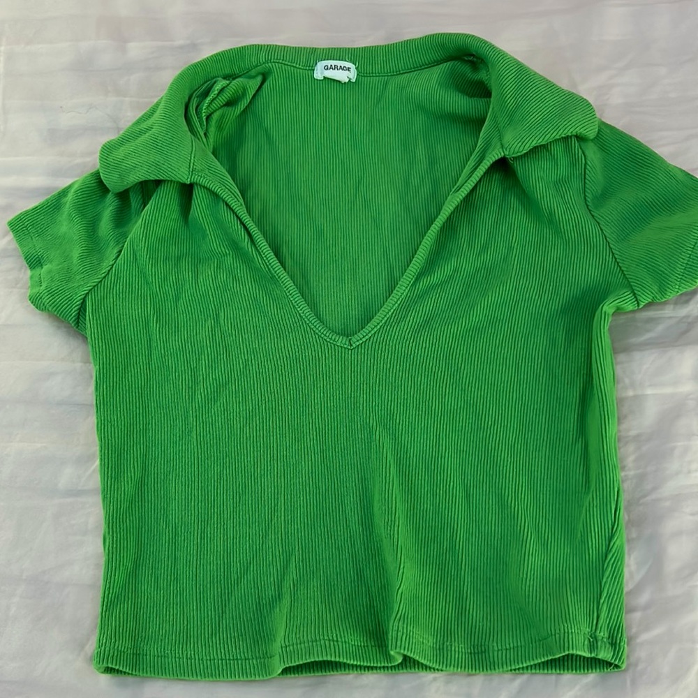 garage kate cropped polo tee